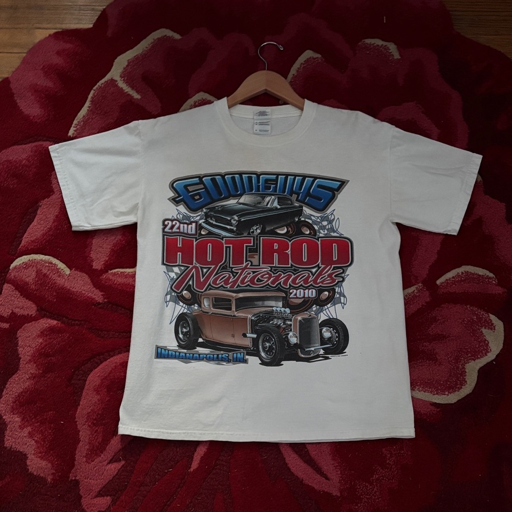 2010 Vintage Car Tee